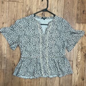 EXPRESS Leopard Print Peplum Style Blouse Size Small